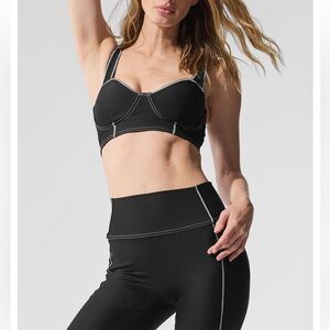 ALO Yoga Airlift Redefine Bra - Black/White